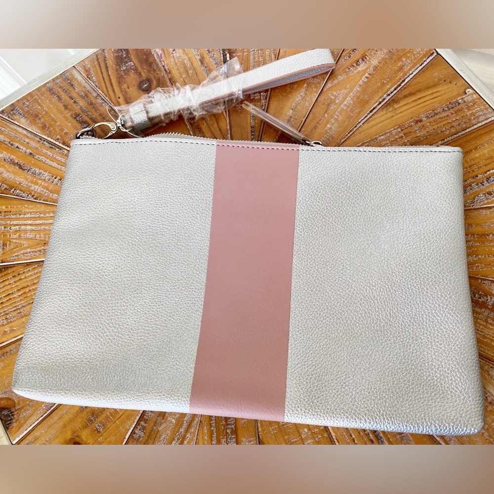 NWT JustFab Faux Leather Striped Wristlet / Clutch